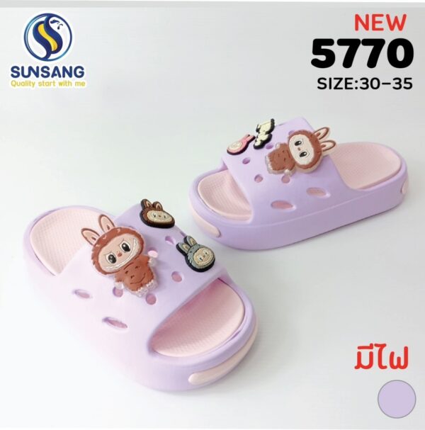 5770 Boy&Girl's Casual shoes   Size 30-35 - Image 5