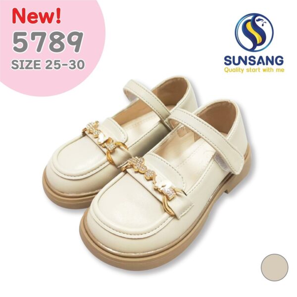 5789 Girl's Court Shoes Size 25-30 - Image 3