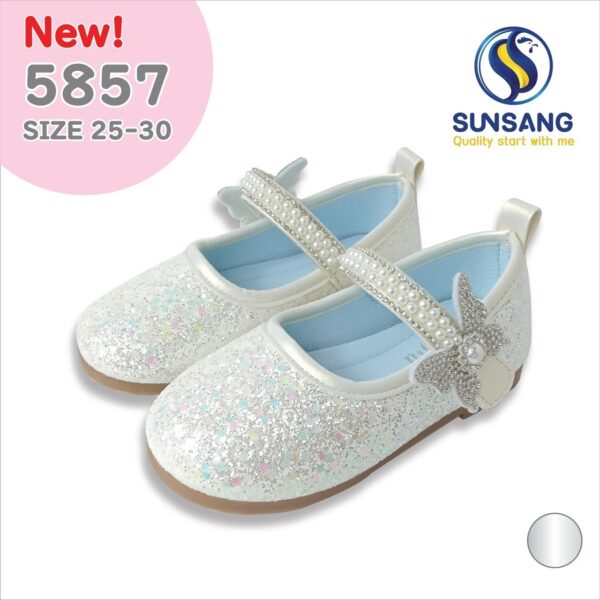 5857 Girl's Court Shoes Size 31-36 - Image 2
